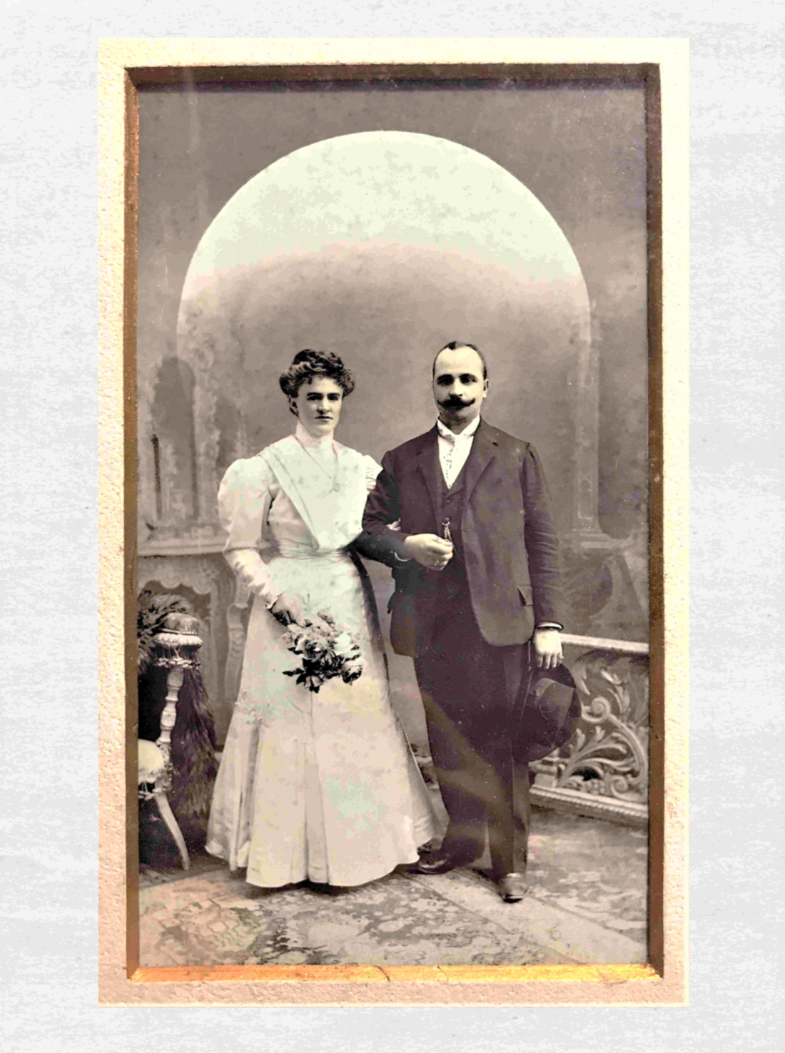 Das Hochzeitspaar Karoline Seybold (*1880/+1946) und Andreas Musser (*1877/+1959)