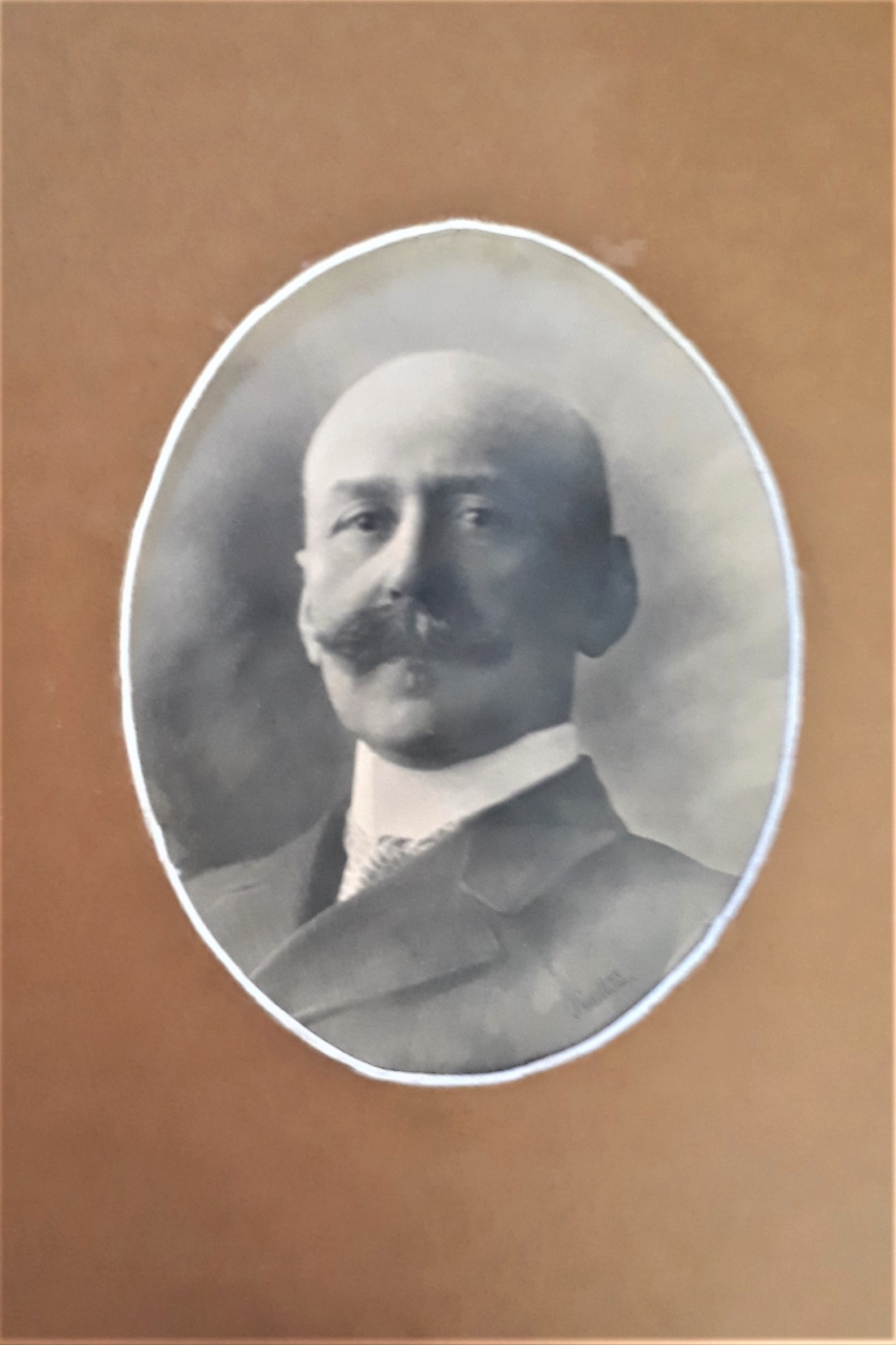 Friedrich Reiß (ung. Reisz, dt. auch Reiss; *1864/+1934) ) - Druckereibesitzer, Inhaber und Herausgeber der Oberwarther Sonntags = Zeitung  - Portrait // Geschichte der Druckerei und der Zeitung