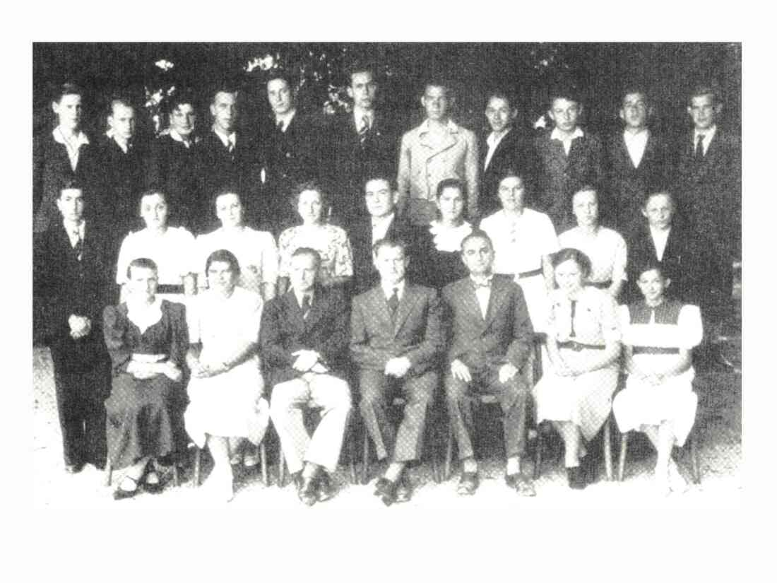 Abschlussklasse der Handelsschule im Schuljahr 1936/1937 unter Dir. Marko Simon