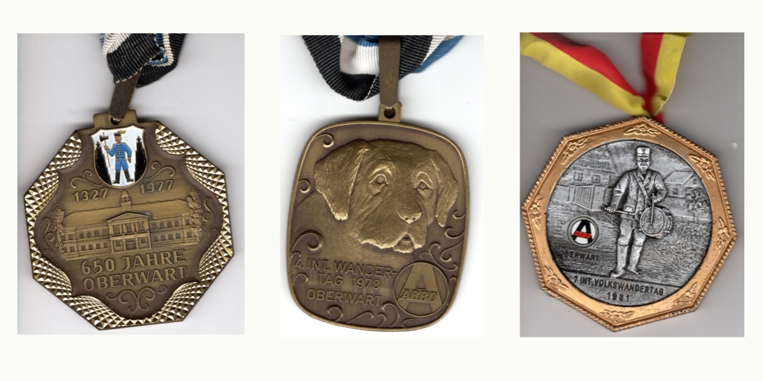 ARBÖ-Wandertage: Teilnahme-Medaillen am Band