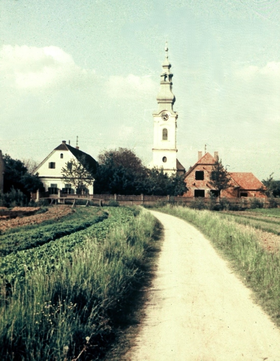 Blick zum reformierten Kirchturm