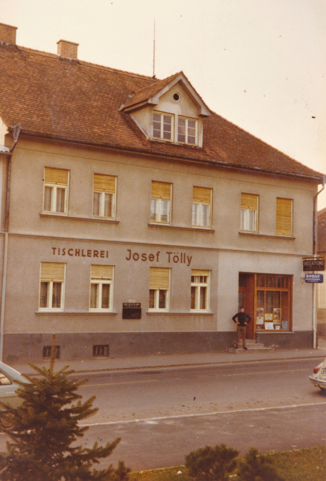Tischlerei Josef Tölly  (OW 119b / Steinamangererstraße 12)