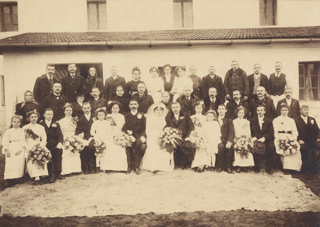 Die Hochzeitsgesellschaft der Hochzeit von Müllerstochter Maria Pelzmann aus Oberwart und dem Kellner Adolf Neubauer -  Pelzmann/Hutter/Gorell/Günczler/Künzl