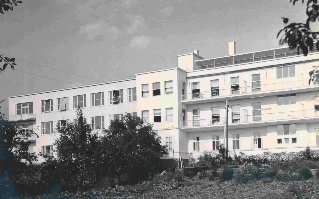 SW-Ansicht des Alten Krankenhauses (Spitalgasse) nach dem Um- und Zubau 1953/54