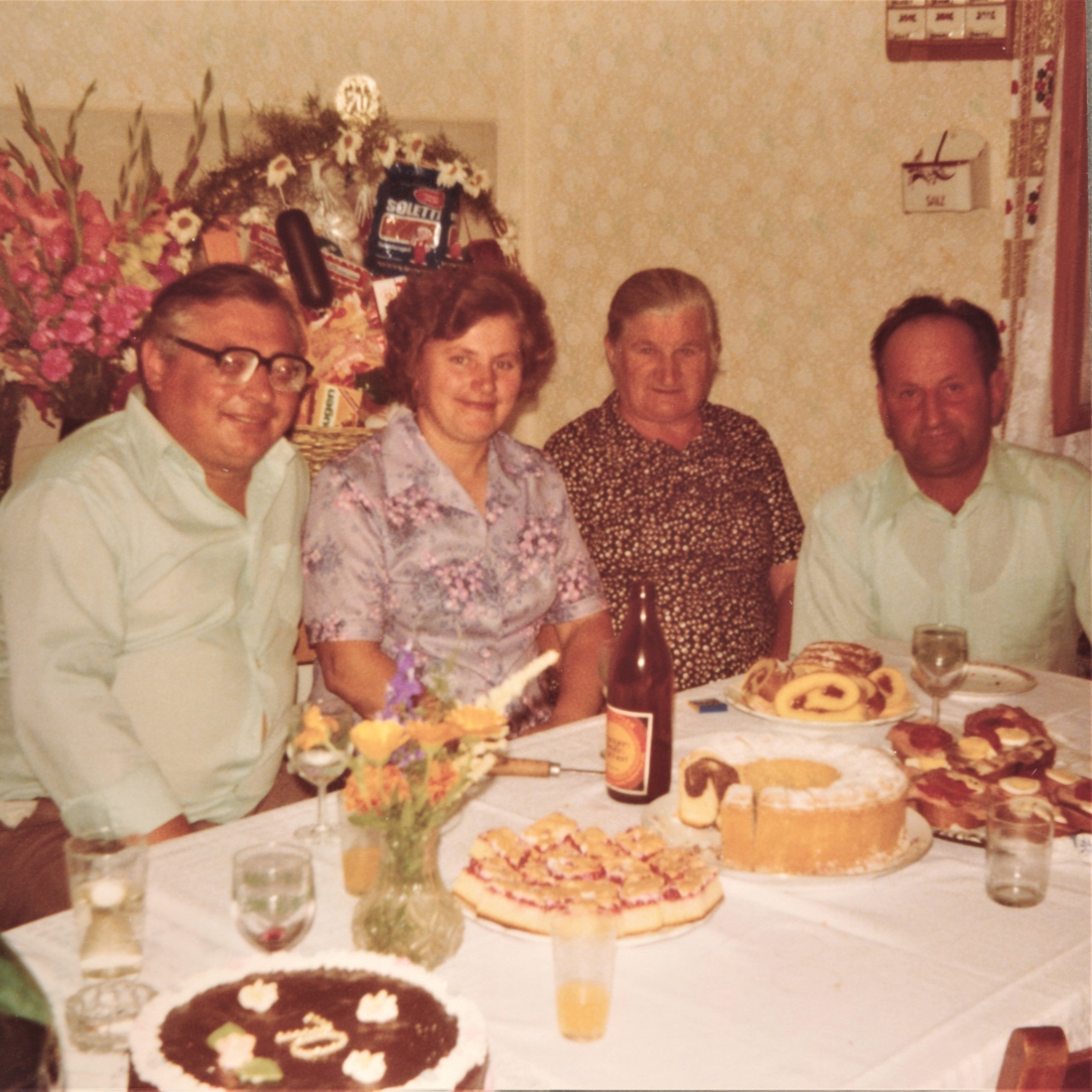 Zsofia Baliko (geb. Imre; *1908 / *1995): Geburtstagsbesuch zum 70-er - Mühlgasse 16