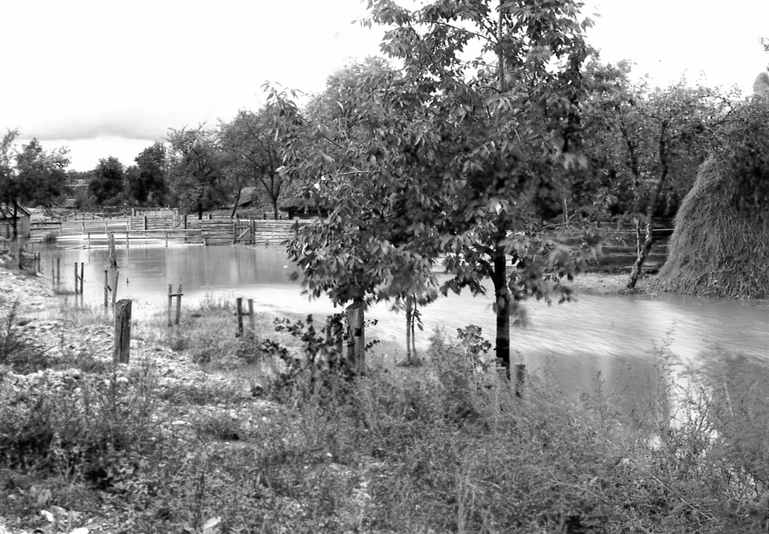 Pinka: Hochwasser Sommer 1937 im heutigen Bereich Wehrgasse