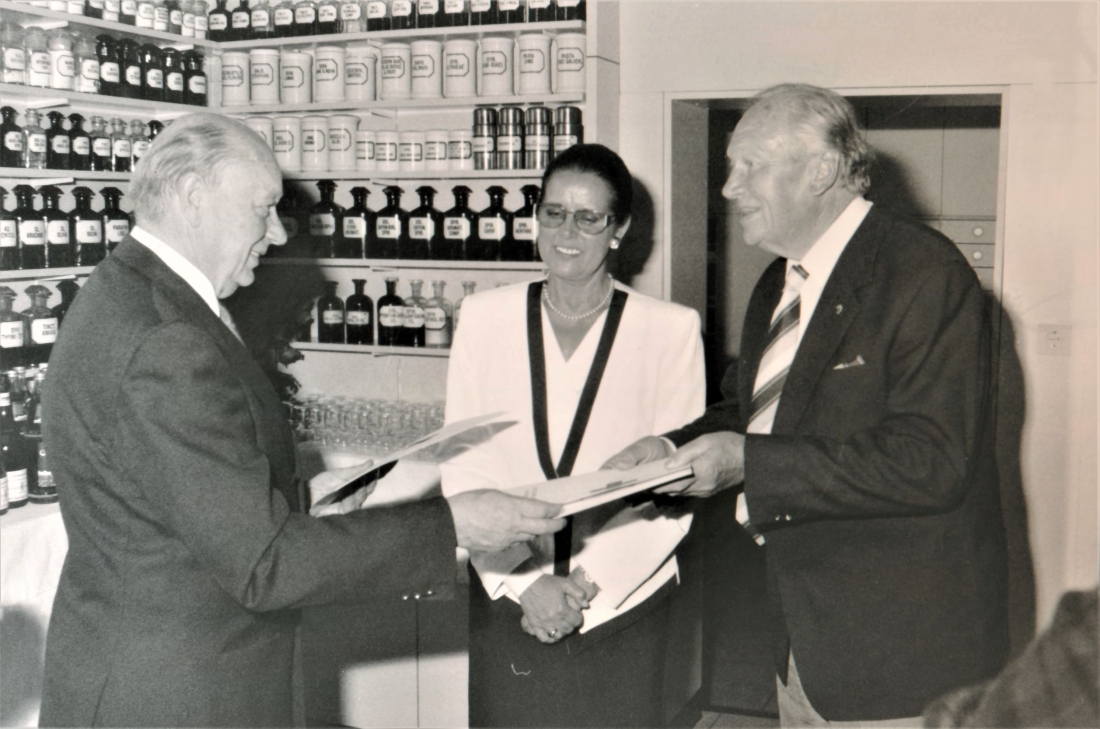 Rotes Kreuz: Überreichung der Verdienstmedaille an das Ehepaar Glöckner - Zimmermann