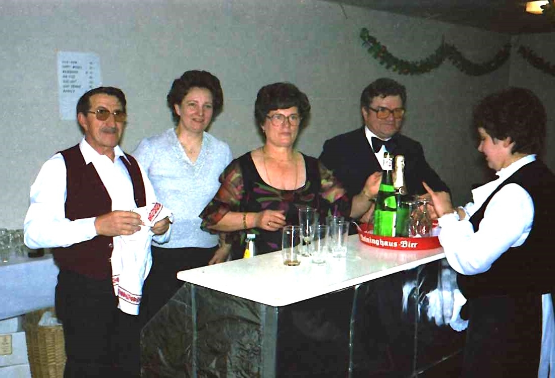 Röm. kath. Pfarre: 1. Silvesterball im Jahr 1982 - Zambo/Langer/Berzsenyi