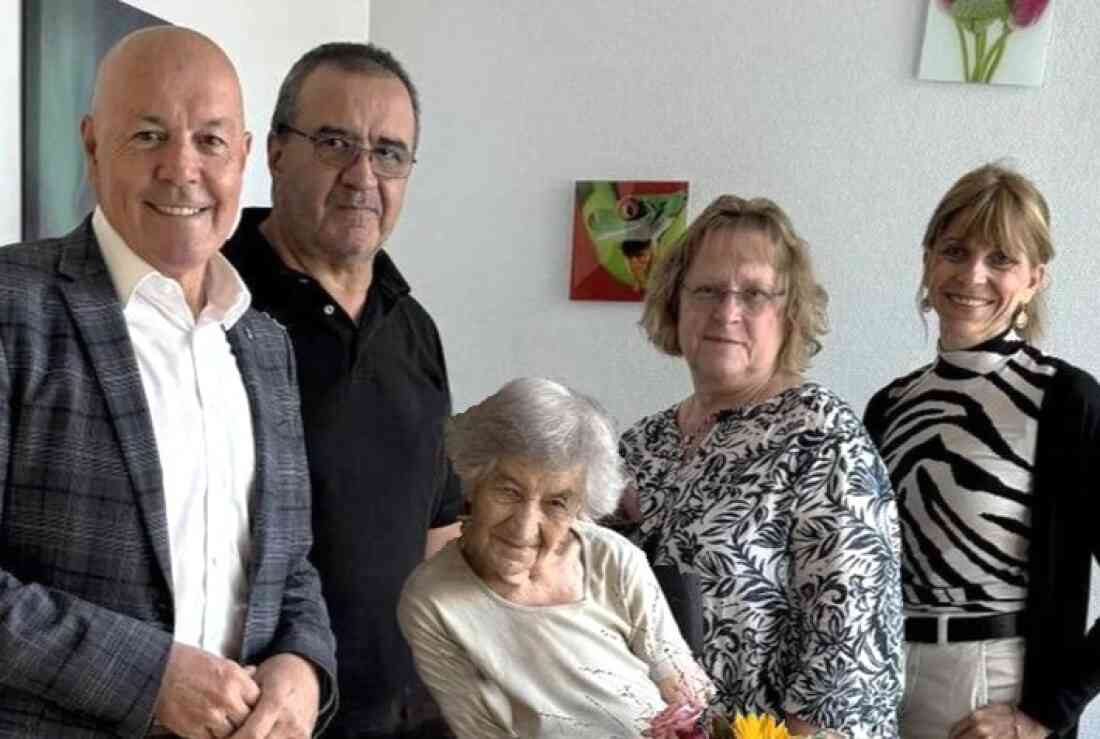 Maria Zambo (*1923): die aktuell älteste Oberwarterin - Platanengasse 3 / Evang. Kirchengasse 8-10