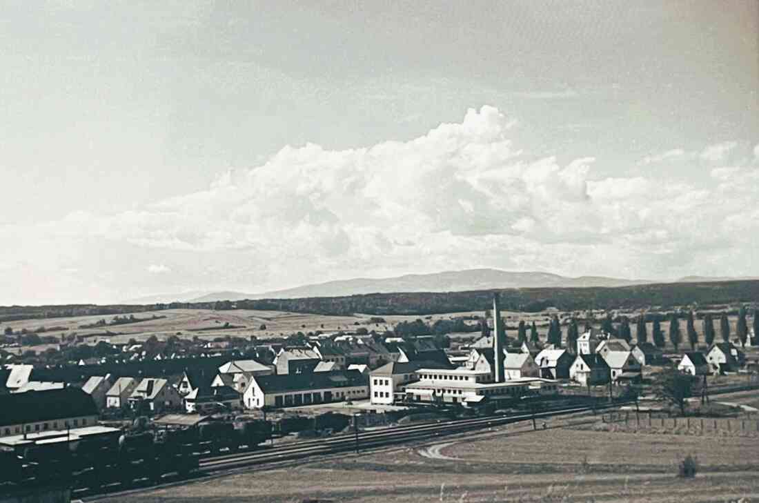 Blick vom Schuldenberg über den nordwestlichen Teil der Stadt gegen Westen
