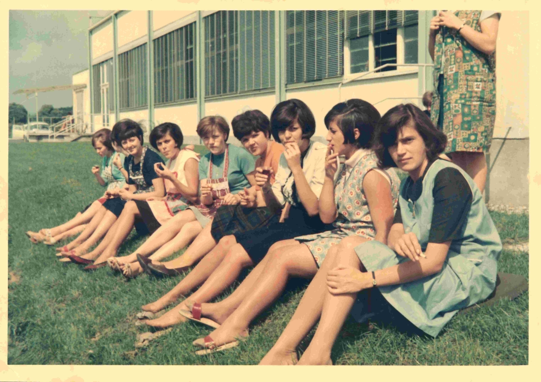 Mittagspause bei der Fa. Triumph - Horvath/Mühl/Topler/Seper/Baliko