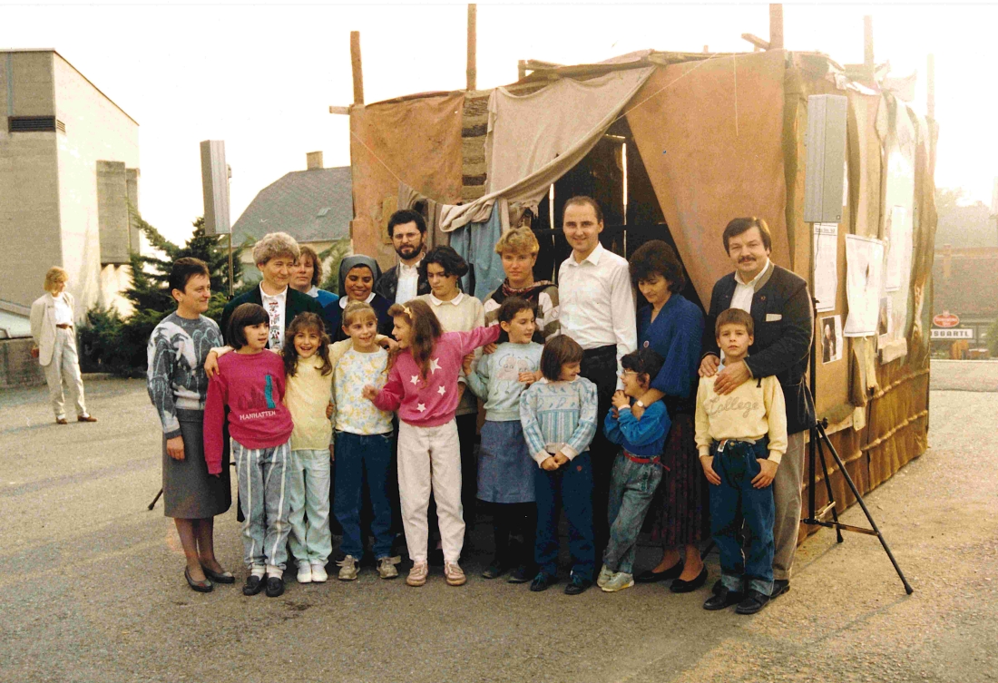Röm. kath. Pfarre: Sr. Sara aus den Müllsammelzentren in Kairo zu Besuch in Oberwart mit Besichtigung der "Elendshütte" - Initiator Karl Ferstl